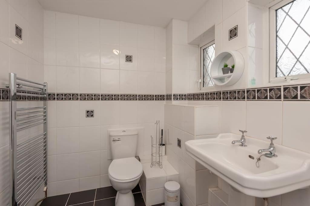 Leed City Centre - Armley Wortley 利兹 外观 照片